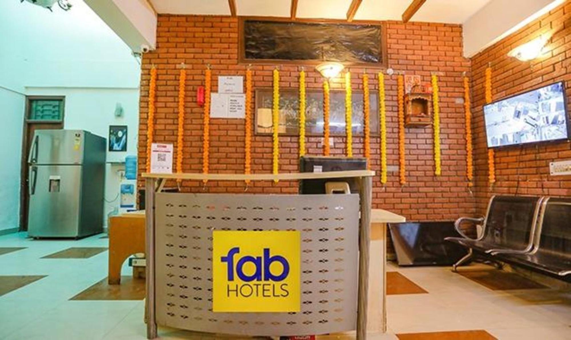Fabexpress Ap International Hotel Noida Eksteriør billede